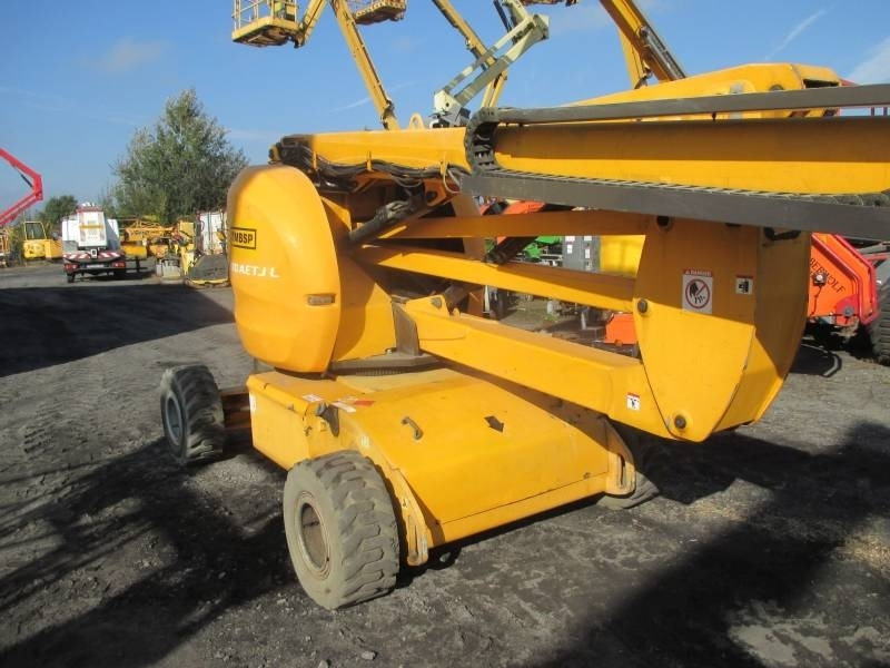 Manitou 170 AETJ Bi-Energy - 铰接臂:图5 Manitou 170 AETJ Bi-Energy - 铰接臂:图5