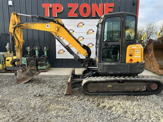 Bobcat E50 à 26900 € HT - 小型挖掘机:图2 Bobcat E50 à 26900 € HT - 小型挖掘机:图2