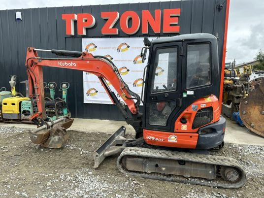 Kubota U35-3A3 Cabine - 小型挖掘机:图2 Kubota U35-3A3 Cabine - 小型挖掘机:图2