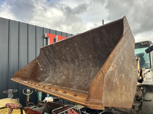 Liebherr New L514 Stéréo Clim à 29 500 € HT - 轮式装载机:图4 Liebherr New L514 Stéréo Clim à 29 500 € HT - 轮式装载机:图4