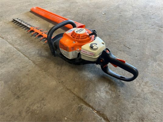 Taille haies thermique STIHL HS 82 R - 园林设备:图4 Taille haies thermique STIHL HS 82 R - 园林设备:图4