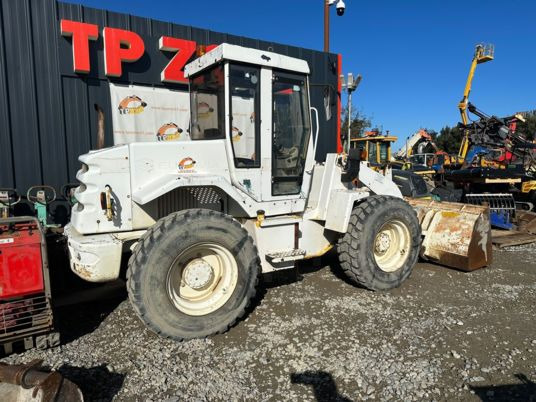 Venieri Case 421B à 13 500 € HT - 轮式装载机:图4 Venieri Case 421B à 13 500 € HT - 轮式装载机:图4