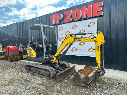 Wacker Neuson ET24  -  Canopy  -  Attache rapide hydraulique - 小型挖掘机:图1 Wacker Neuson ET24  -  Canopy  -  Attache rapide hydraulique - 小型挖掘机:图1