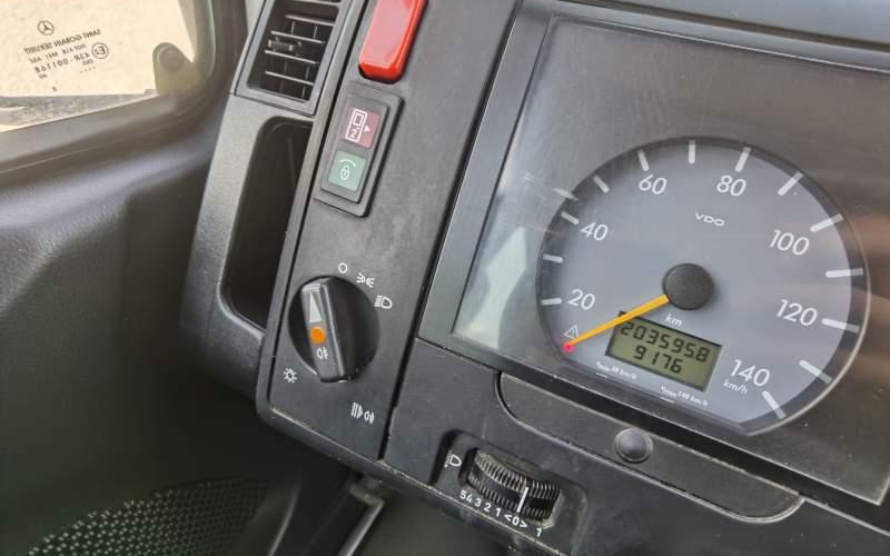 郊区巴士 Mercedes-Benz Vario 813D *200tys km* 39+13 / 4979：图15