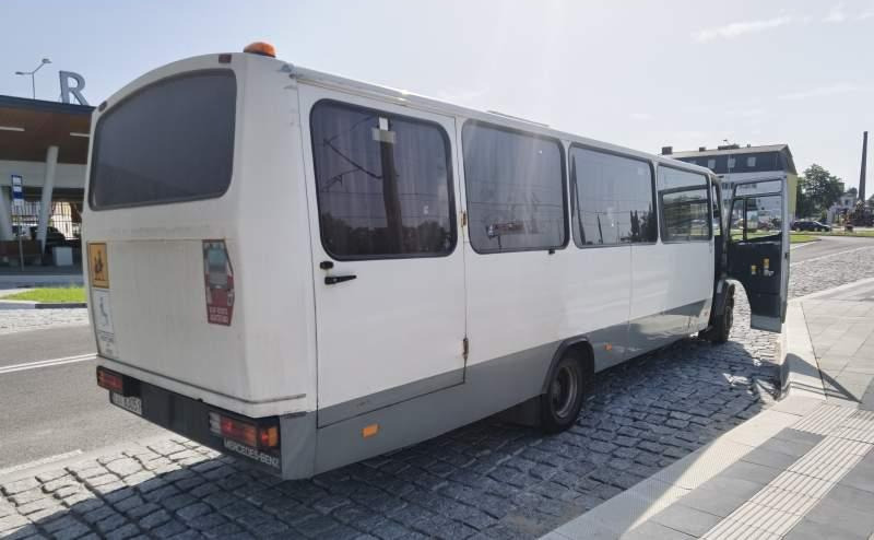 Mercedes-Benz Vario 814D 38+12 - 郊区巴士:图3 Mercedes-Benz Vario 814D 38+12 - 郊区巴士:图3