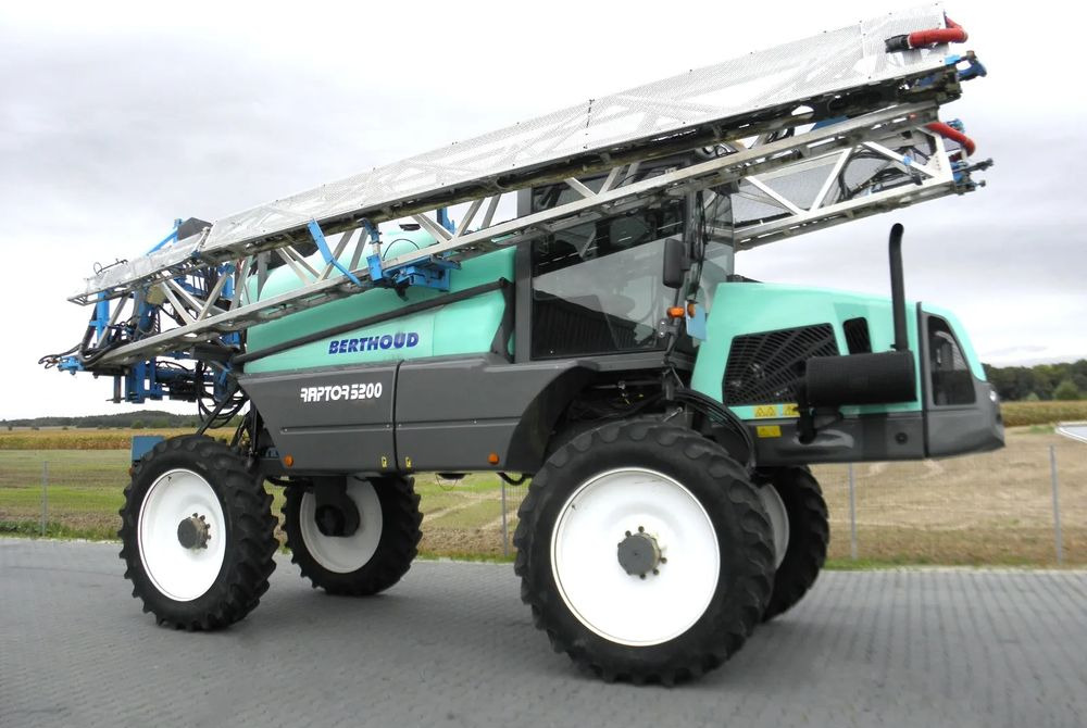 Berthoud Raptor 5200 2012 Rok, 36M, H-145cm, GPS, Nie Malowany, Stan Bardzo Dobry - 喷雾机:图3 Berthoud Raptor 5200 2012 Rok, 36M, H-145cm, GPS, Nie Malowany, Stan Bardzo Dobry - 喷雾机:图3