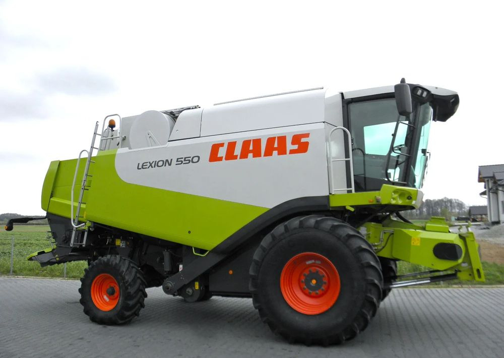 Claas Lexion 550 2008 Rok, Nowsza Wersja, Nie Malowany, Stan Idealny - 联合收割机:图4 Claas Lexion 550 2008 Rok, Nowsza Wersja, Nie Malowany, Stan Idealny - 联合收割机:图4