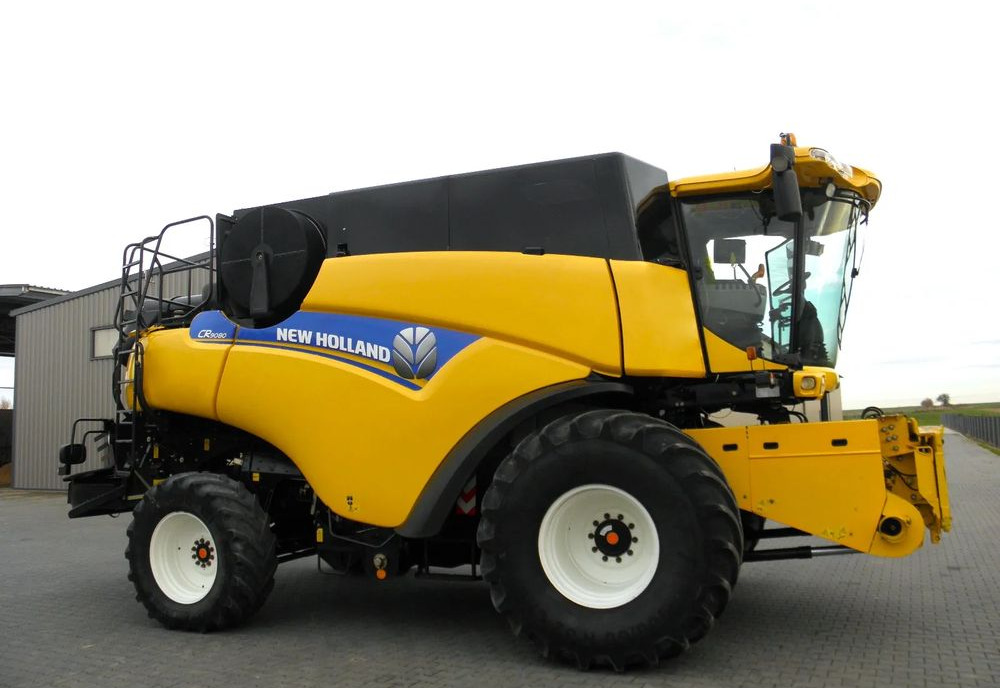 New Holland CR9080 2013 Rok , heder Varifeed 9,15m, Nowsza Wersja, Nie Malowany, Stan Idealny - 联合收割机:图2 New Holland CR9080 2013 Rok , heder Varifeed 9,15m, Nowsza Wersja, Nie Malowany, Stan Idealny - 联合收割机:图2