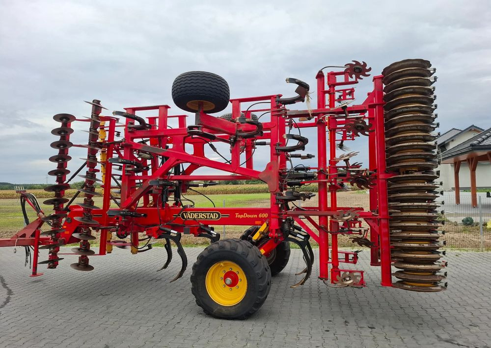 Väderstad TOPDOWN 600 2015 Rok, Nie Malowany , Stan Bardzo Dobry - 土壤耕作设备:图2 Väderstad TOPDOWN 600 2015 Rok, Nie Malowany , Stan Bardzo Dobry - 土壤耕作设备:图2