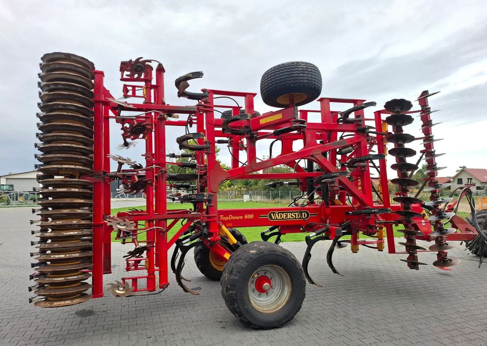 Väderstad TOPDOWN 600 2015 Rok, Nie Malowany , Stan Bardzo Dobry - 土壤耕作设备:图4 Väderstad TOPDOWN 600 2015 Rok, Nie Malowany , Stan Bardzo Dobry - 土壤耕作设备:图4