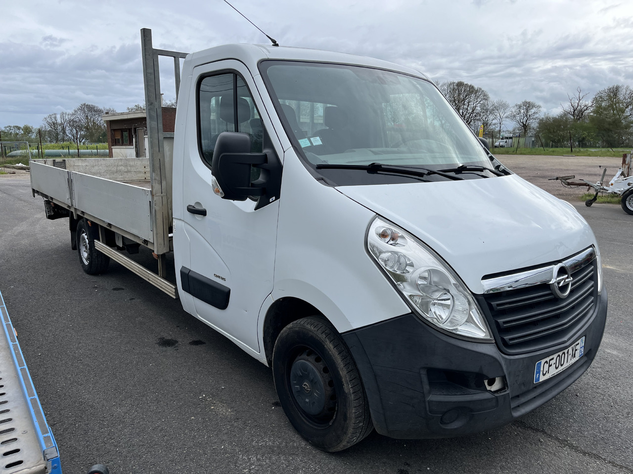 Opel Movano 2L3 dci 125 master - 平板货车:图2 Opel Movano 2L3 dci 125 master - 平板货车:图2