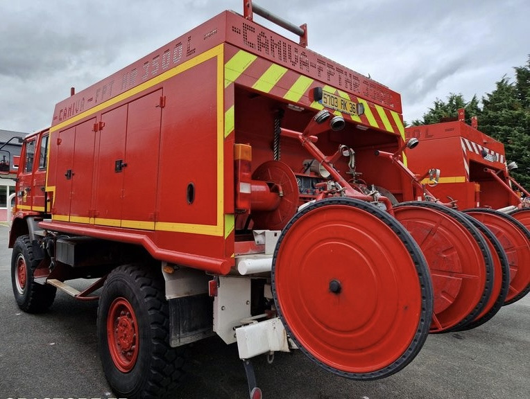 RENAULT M210 4x4 FPT HR 3500L - 消防车:图4 RENAULT M210 4x4 FPT HR 3500L - 消防车:图4