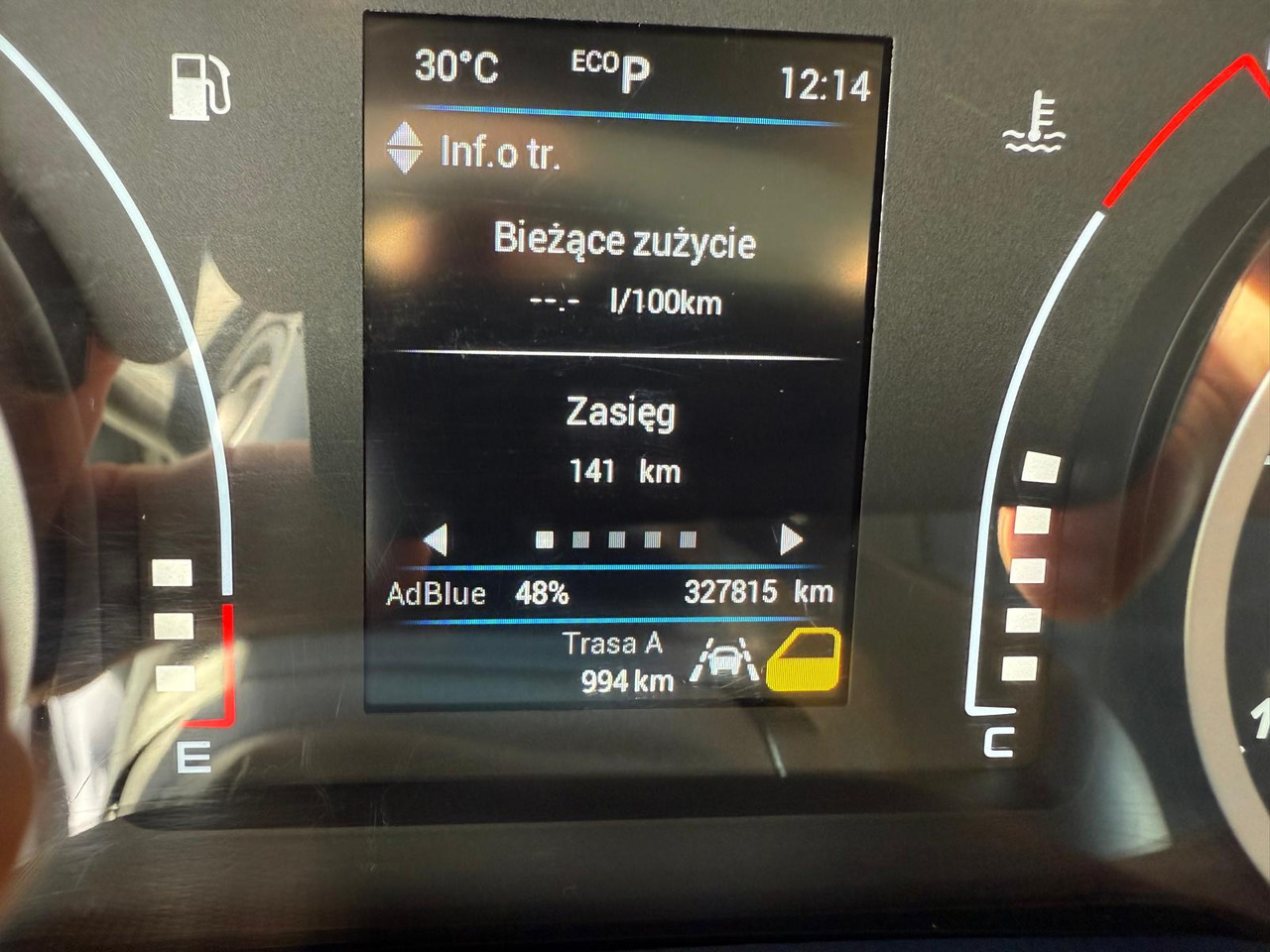 IVECO 40C18 BE COMBI – chłodnia z windą, kat. B+E, polift, 2019 rok 租赁 IVECO 40C18 BE COMBI – chłodnia z windą, kat. B+E, polift, 2019 rok：图11