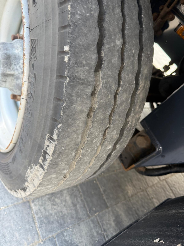 IVECO 40C18 BE COMBI – chłodnia z windą, kat. B+E, polift, 2019 rok 租赁 IVECO 40C18 BE COMBI – chłodnia z windą, kat. B+E, polift, 2019 rok：图19