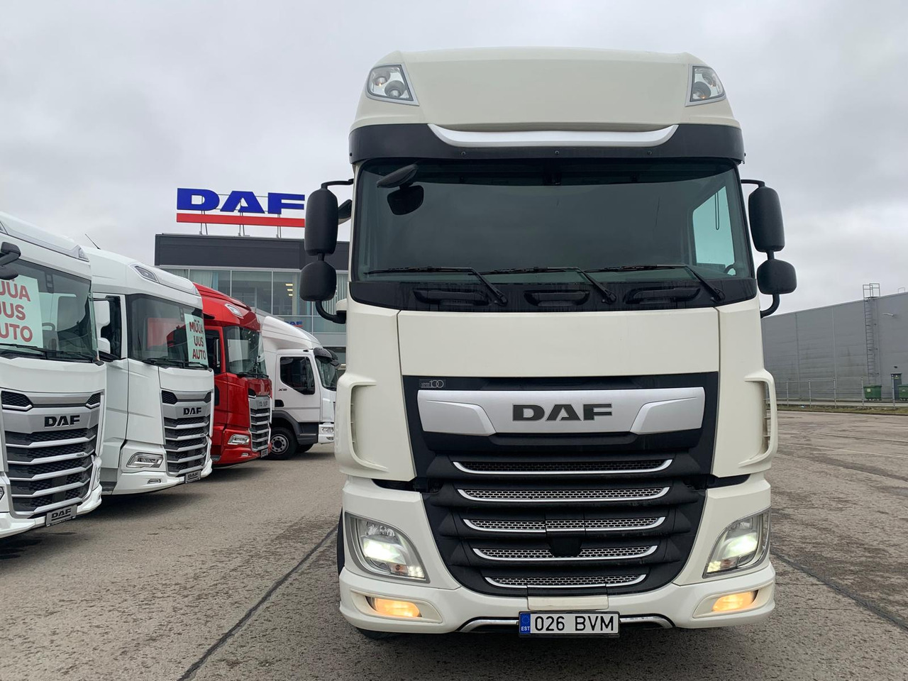 DAF XF480FT Push Floor Hydraulics - 牵引车:图2 DAF XF480FT Push Floor Hydraulics - 牵引车:图2