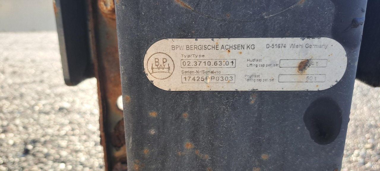 集装箱运输车/ 可拆卸车身的半拖车 RENDERS EURO 922:图14 集装箱运输车/ 可拆卸车身的半拖车 RENDERS EURO 922:图14