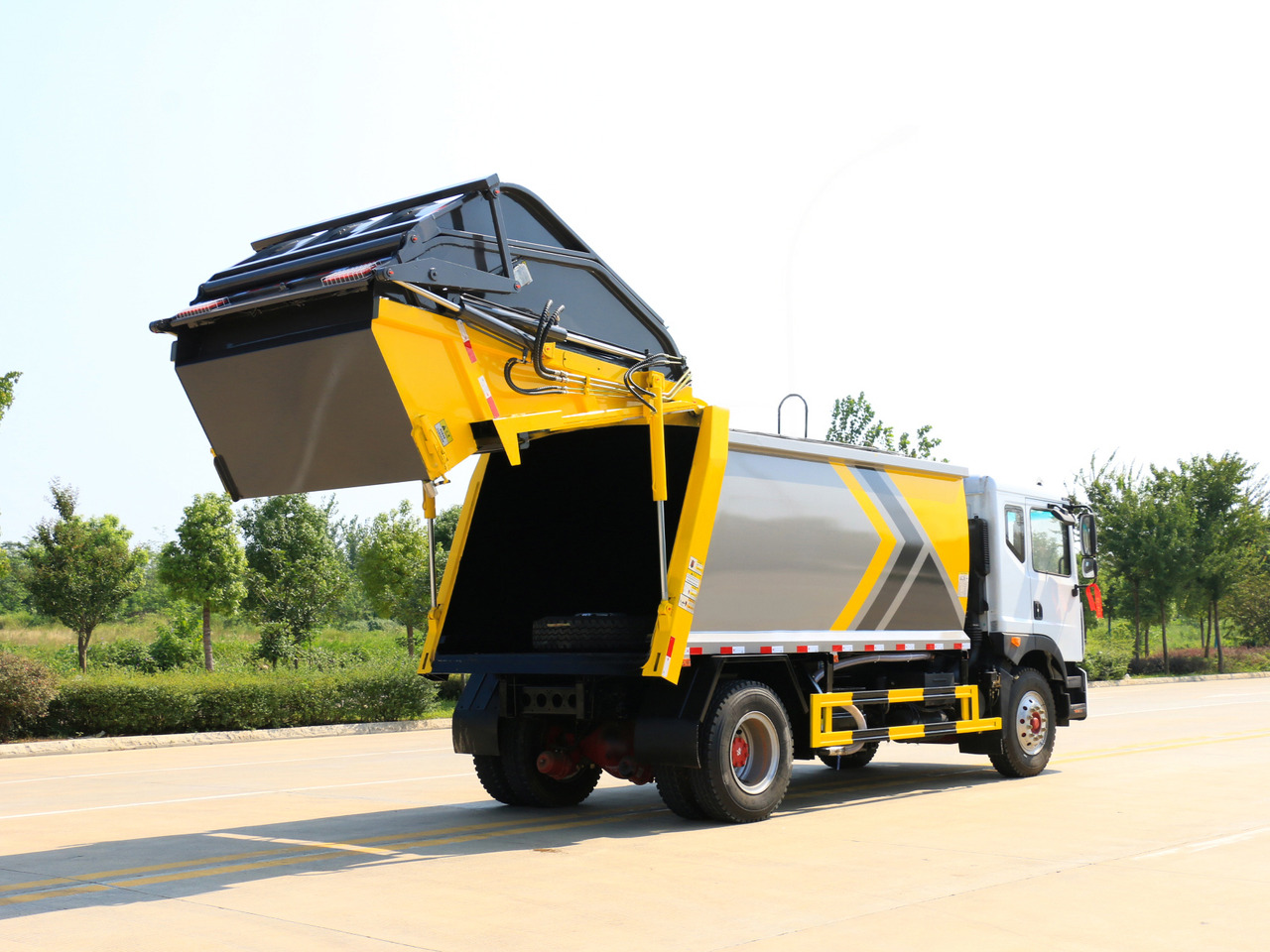 新的 垃圾车 Sinotruk Howo new truck：图6