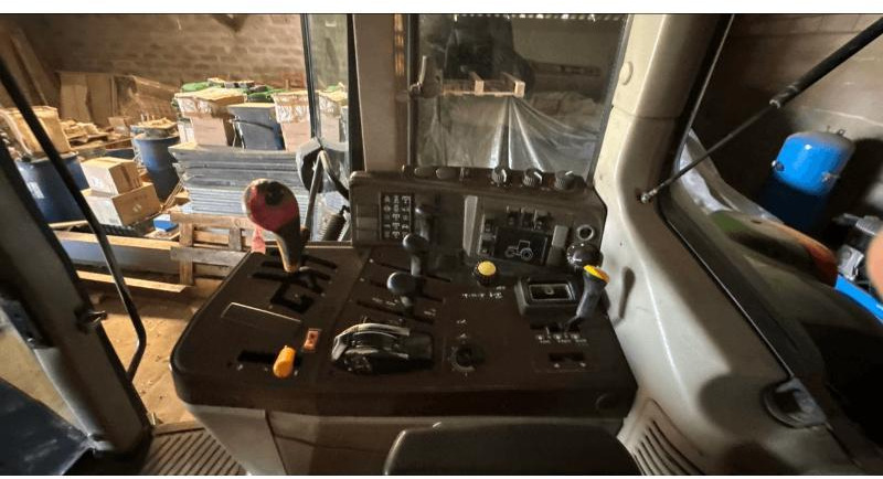 JOHN DEERE 6520 - 拖拉机:图5 JOHN DEERE 6520 - 拖拉机:图5