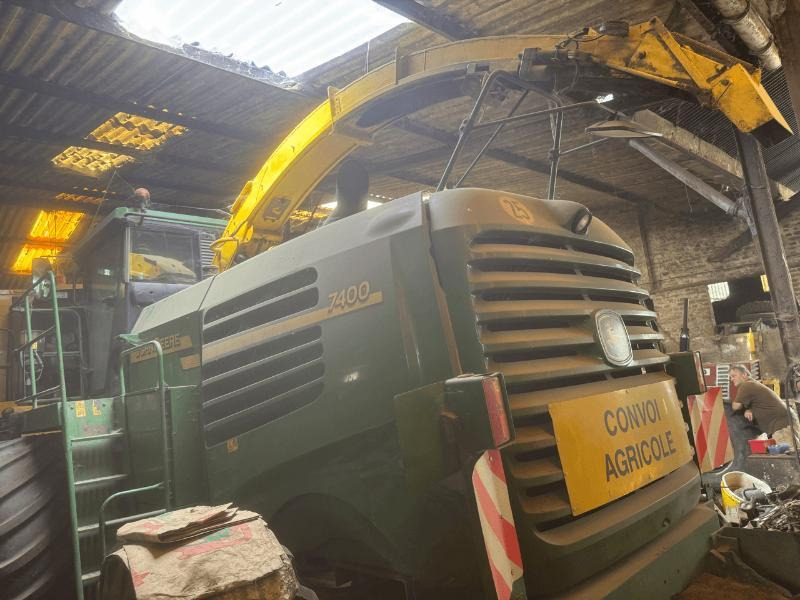 JOHN DEERE 7400 4RM 租赁 JOHN DEERE 7400 4RM：图9