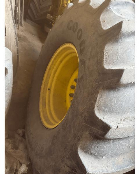JOHN DEERE 7400 4RM 租赁 JOHN DEERE 7400 4RM：图7