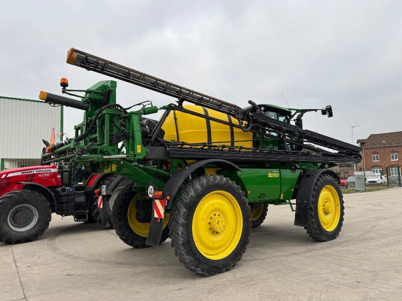 JOHN DEERE R4050I - 自推进喷雾机:图3 JOHN DEERE R4050I - 自推进喷雾机:图3