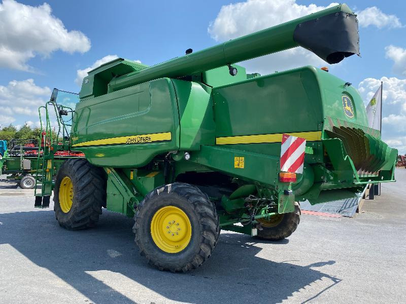 JOHN DEERE T660 - 联合收割机:图3 JOHN DEERE T660 - 联合收割机:图3