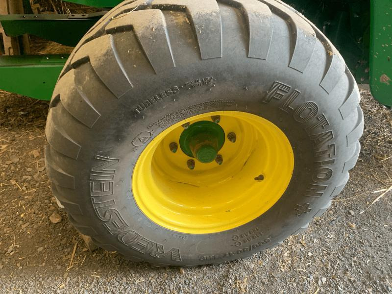 JOHN DEERE V461M - 圆形打包机:图5 JOHN DEERE V461M - 圆形打包机:图5