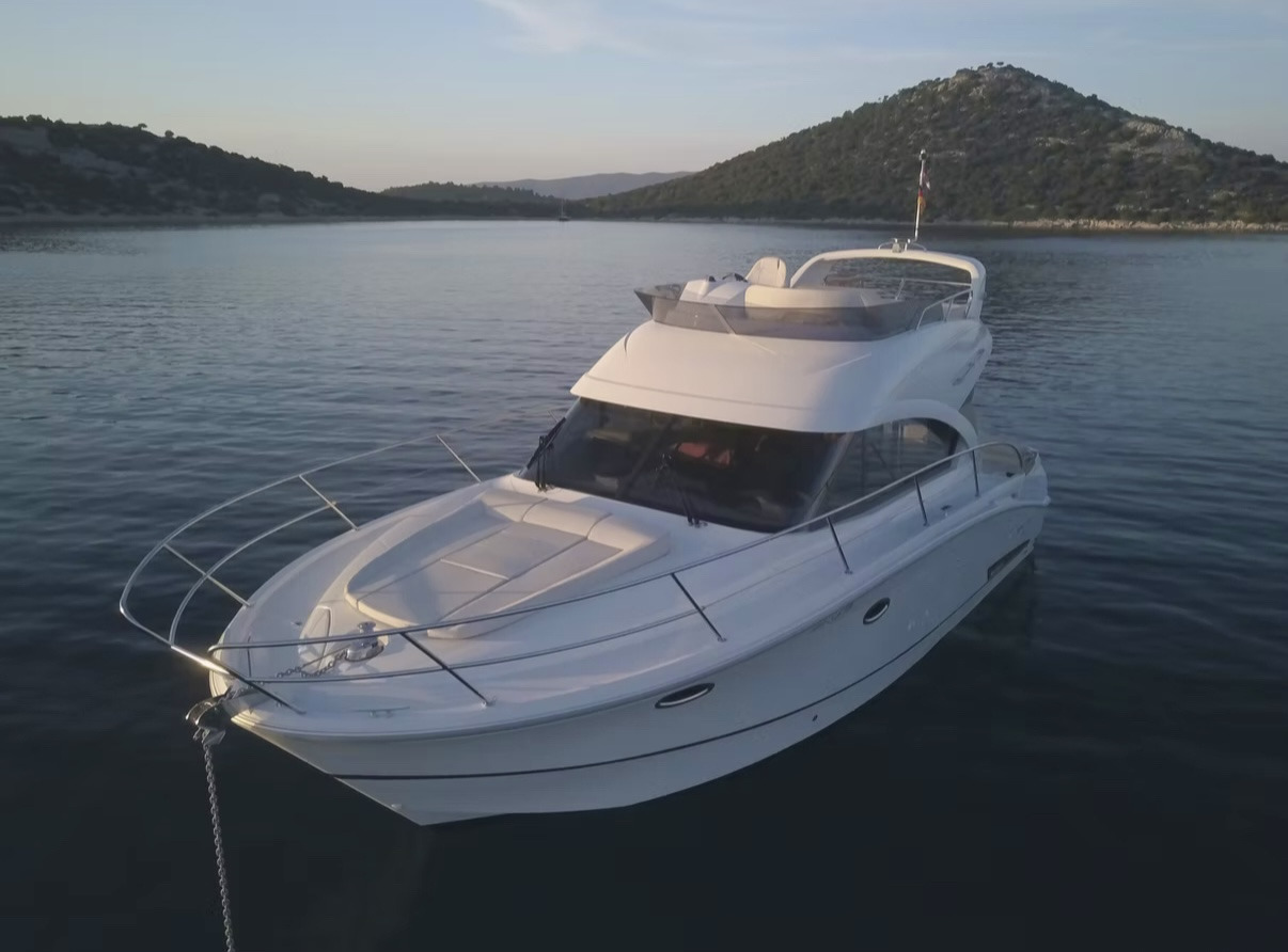Beneteau Antares 36 Fly, Air Conditioning, TOP !!! - 其他机械:图1 Beneteau Antares 36 Fly, Air Conditioning, TOP !!! - 其他机械:图1