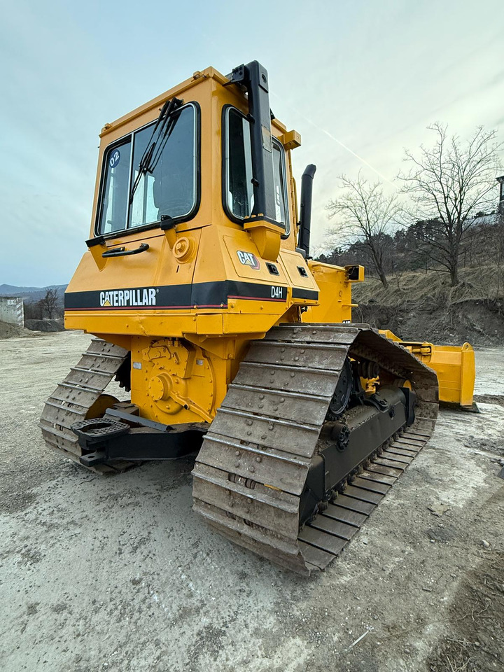 CATERPILLAR D4H BULLDOZER - 推土机:图3 CATERPILLAR D4H BULLDOZER - 推土机:图3