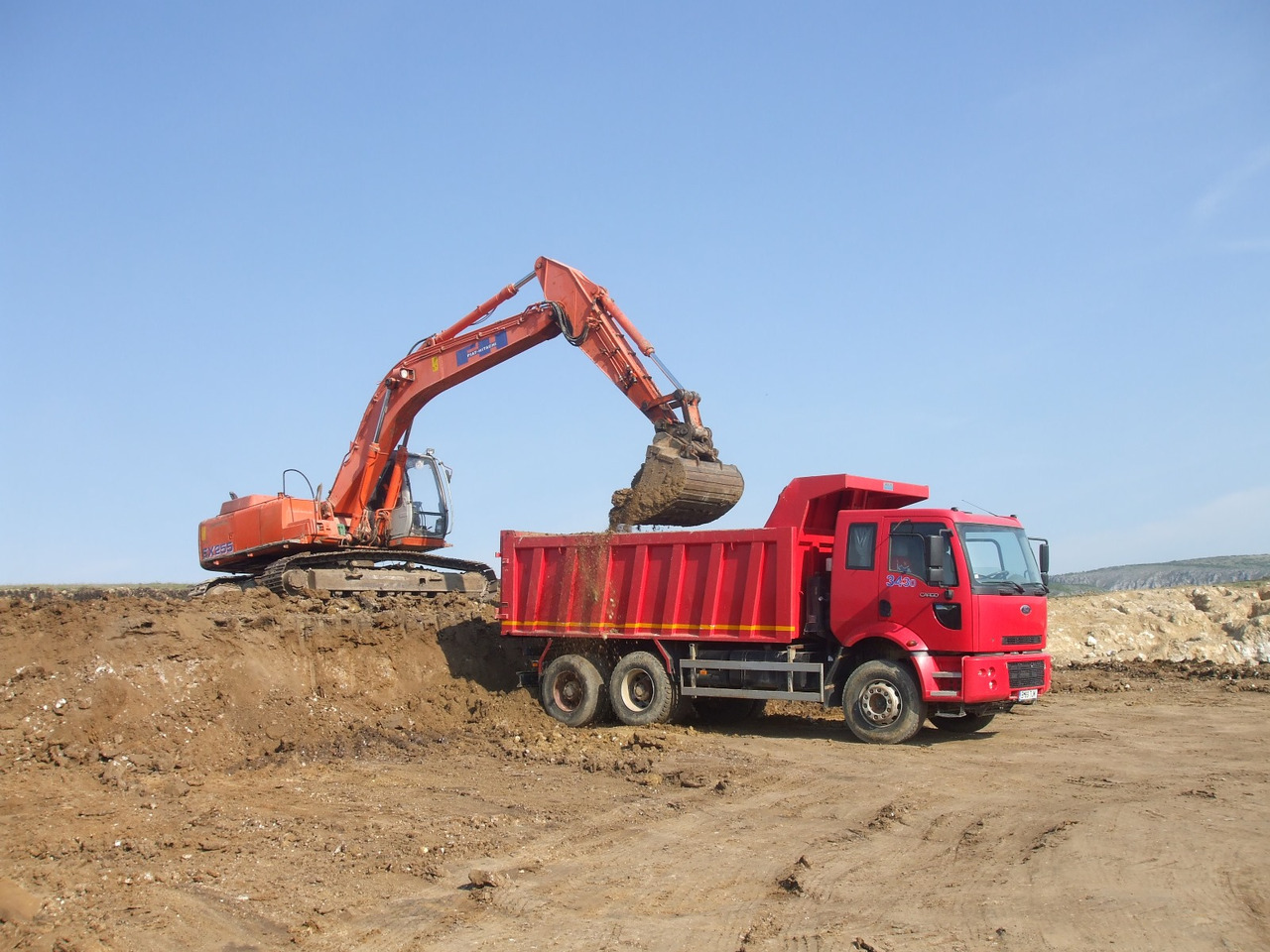 FORD CARGO 3430 D Tipper - 翻斗车:图4 FORD CARGO 3430 D Tipper - 翻斗车:图4