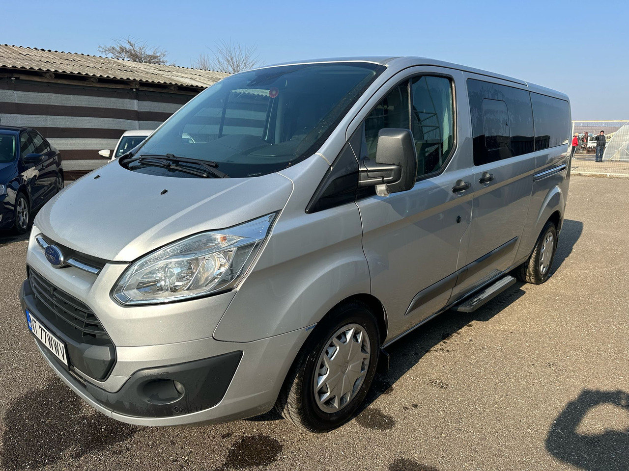FORD TRANSIT CUSTOMS - 小型客车:图1 FORD TRANSIT CUSTOMS - 小型客车:图1