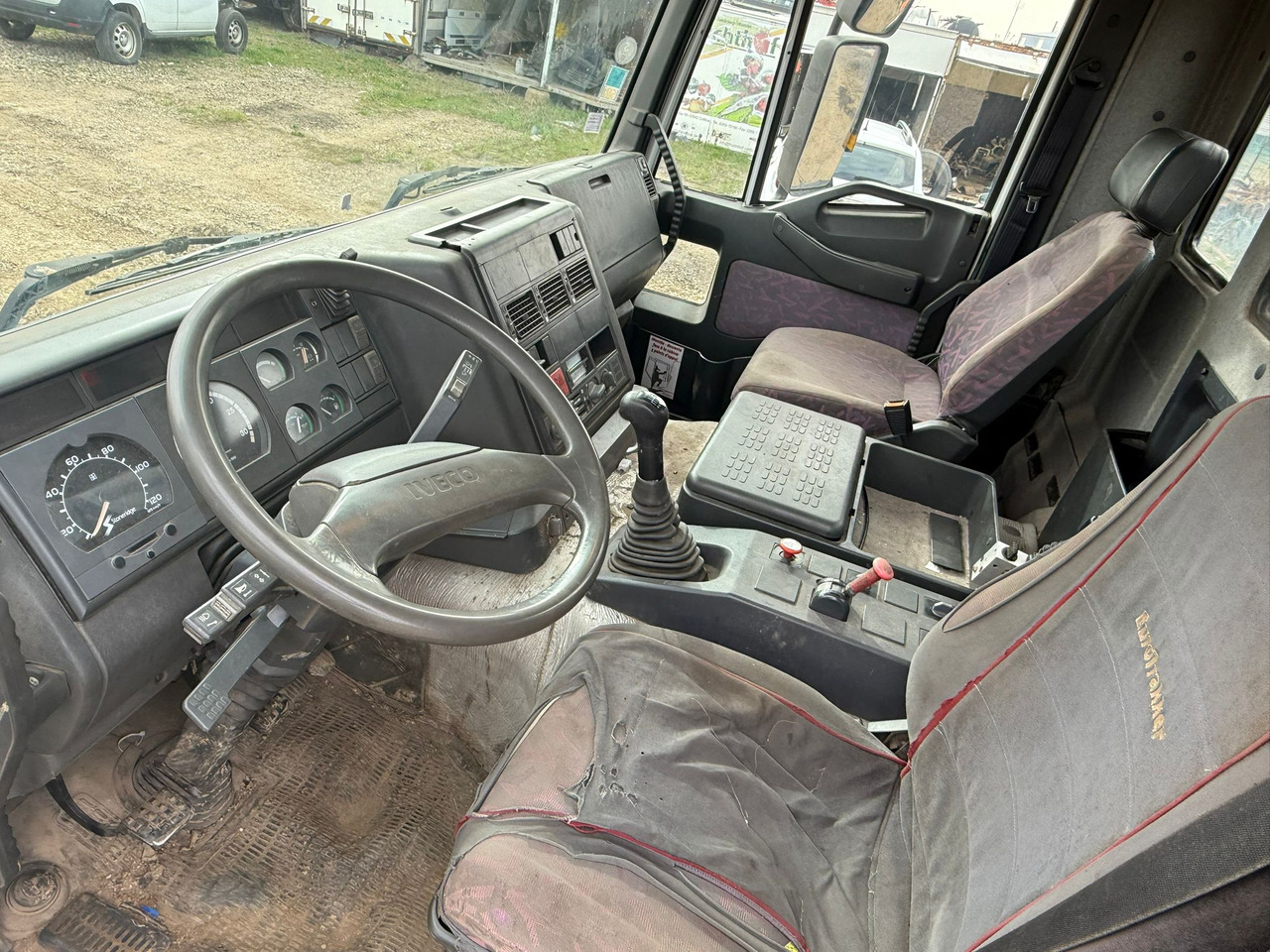 翻斗车 IVECO EUROTRAKKER TIPPER：图8