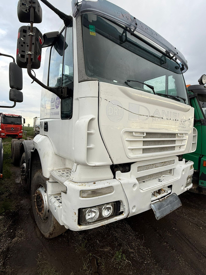 IVECO TRAKKER CHASSIS - 驾驶室底盘卡车:图2 IVECO TRAKKER CHASSIS - 驾驶室底盘卡车:图2