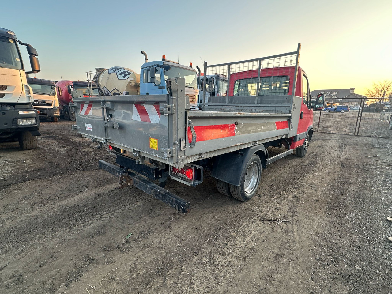 Iveco Daily Van - 翻斗货车:图5 Iveco Daily Van - 翻斗货车:图5