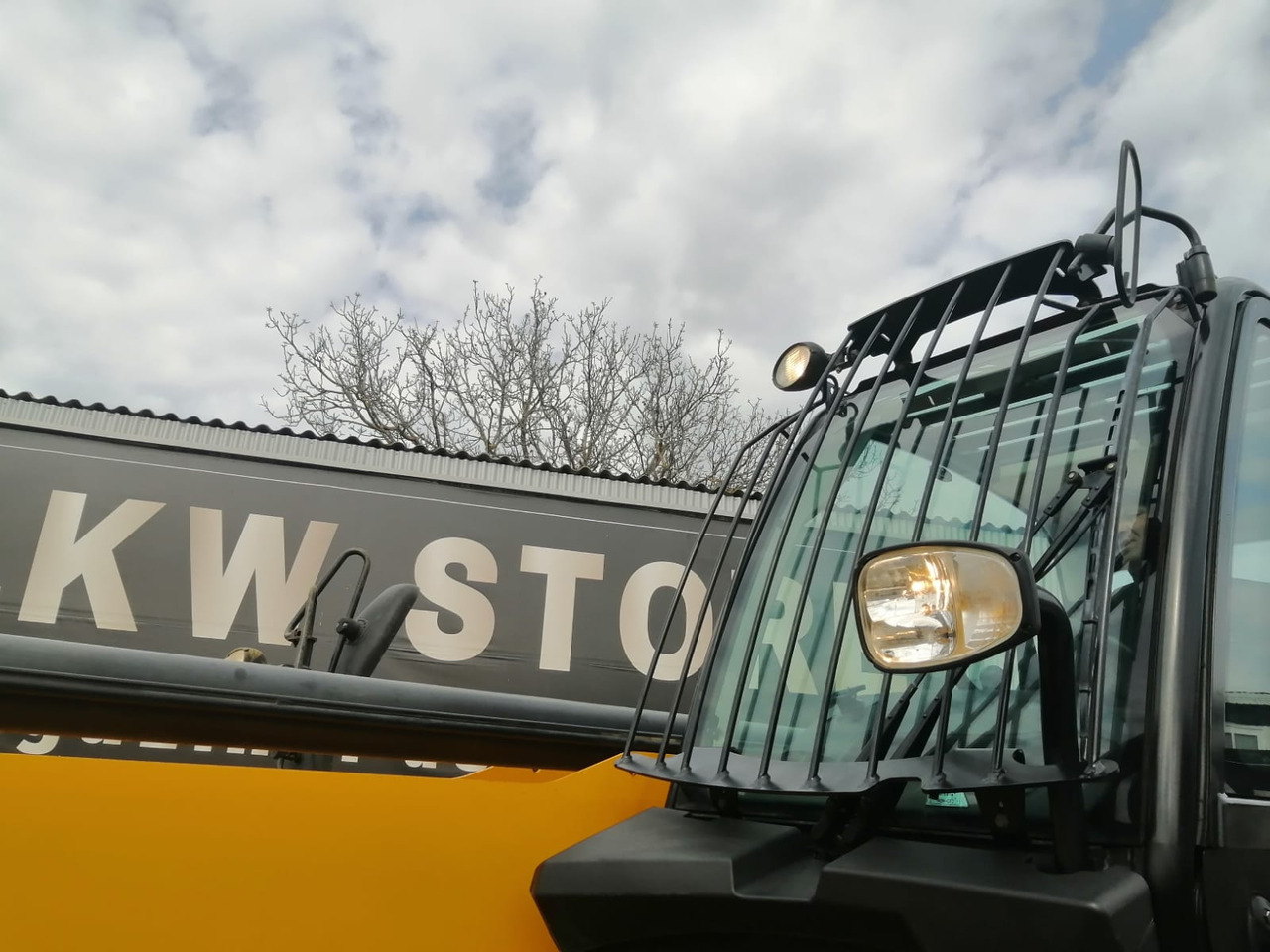 JCB 540-140 Telescopic Loader/Teleskoplader, 4x4x4, Top !!! - 伸缩臂叉装车:图5 JCB 540-140 Telescopic Loader/Teleskoplader, 4x4x4, Top !!! - 伸缩臂叉装车:图5