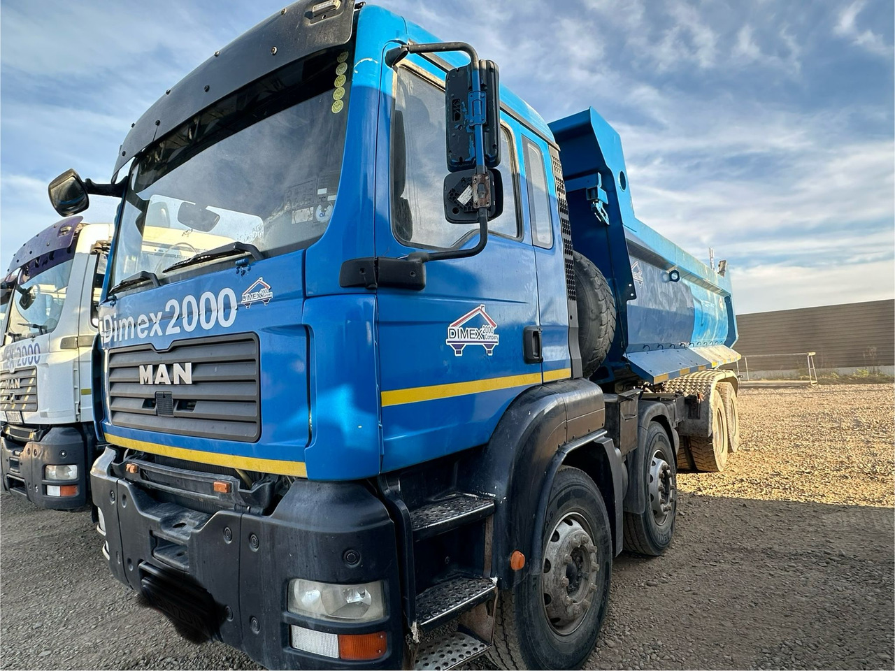 MAN TGA 41.440 Tipper - 翻斗车:图2 MAN TGA 41.440 Tipper - 翻斗车:图2