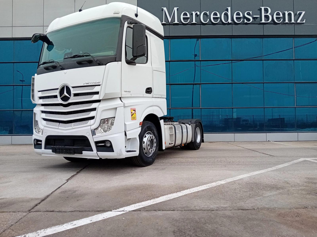 Mercedes-Benz Actros 1845 LS, FULL ADR+PTO, STANDKLIMA, TOP !!! - 牵引车:图1 Mercedes-Benz Actros 1845 LS, FULL ADR+PTO, STANDKLIMA, TOP !!! - 牵引车:图1