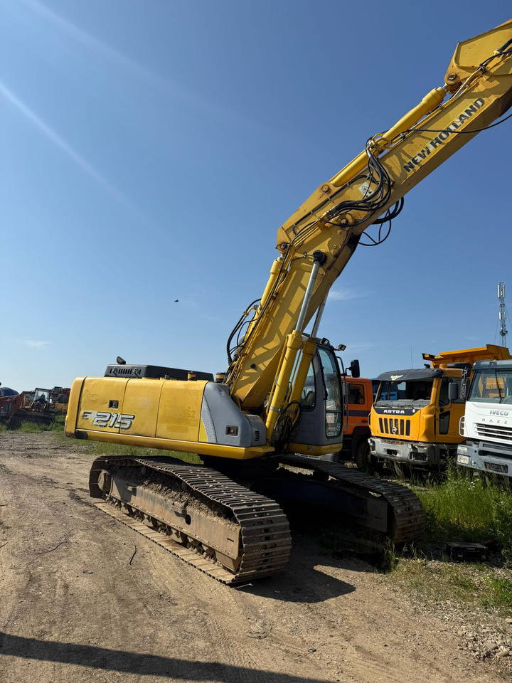 NEW HOLLAND E 215 EXCAVATOR - 履带式挖掘机:图4 NEW HOLLAND E 215 EXCAVATOR - 履带式挖掘机:图4