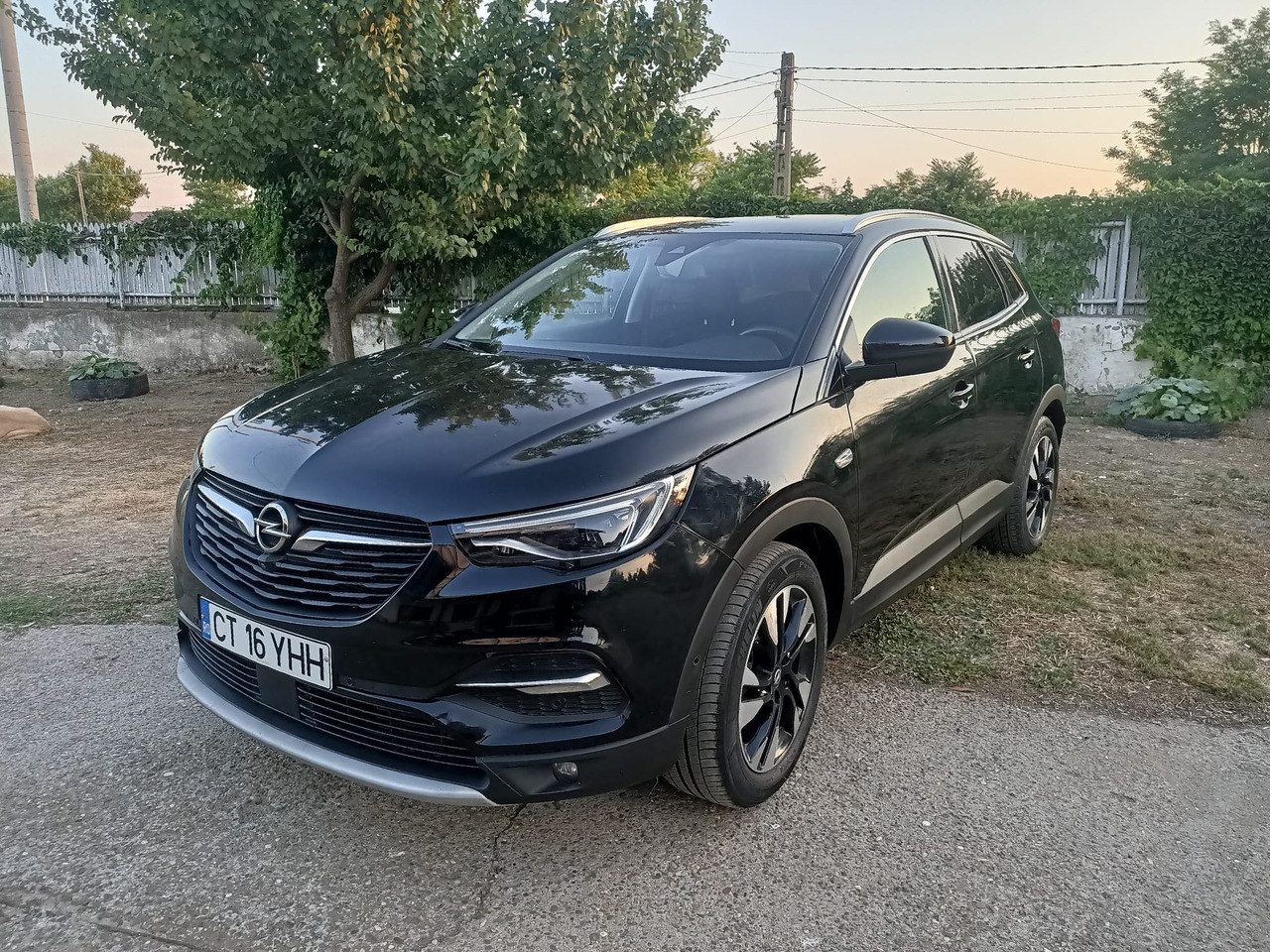 OPEL GRANDLAND X - 越野车:图1 OPEL GRANDLAND X - 越野车:图1