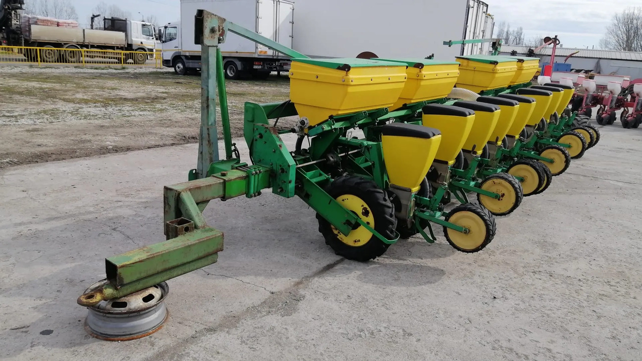 SFOGGIA GAMA PLUS 12/9m/12 Rows Seeding Machine - 精准播种机:图4 SFOGGIA GAMA PLUS 12/9m/12 Rows Seeding Machine - 精准播种机:图4