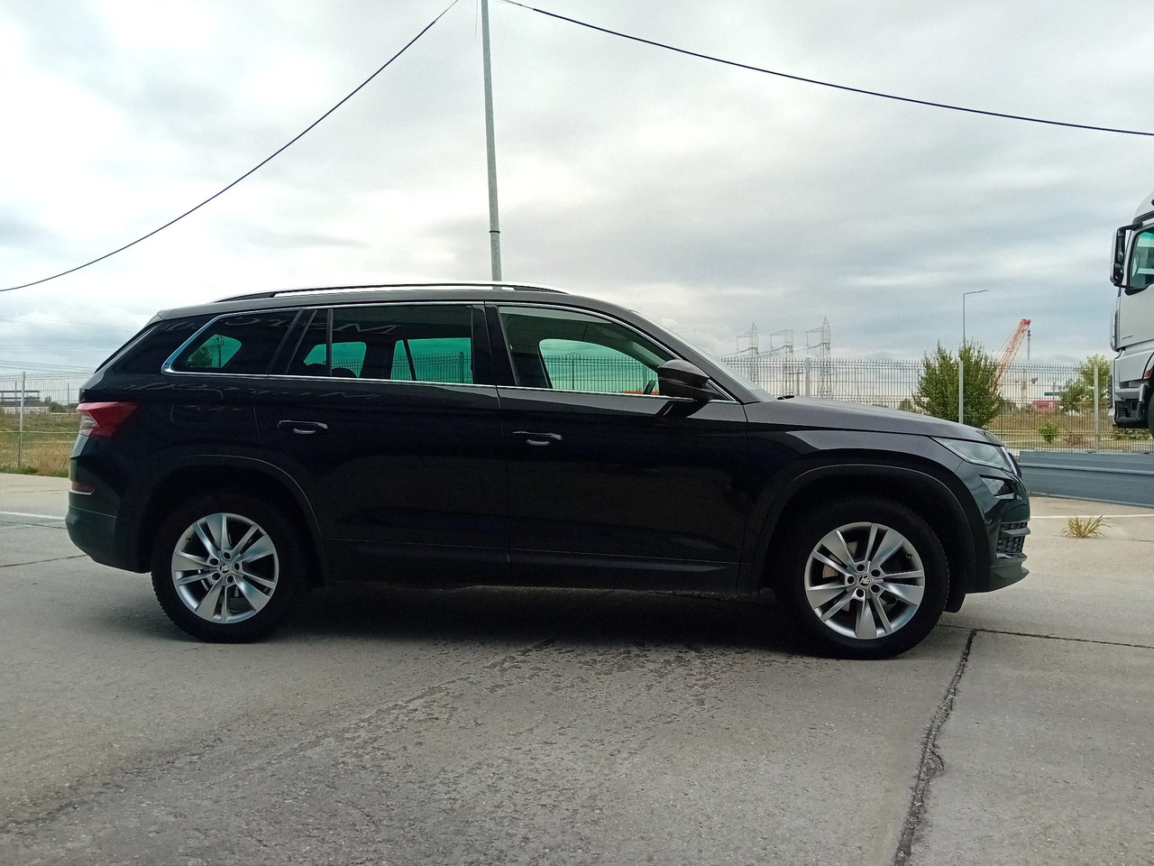 SKODA KODIAQ 2.0 TDI 4×4 DSG, TOP !!! - 越野车:图4 SKODA KODIAQ 2.0 TDI 4×4 DSG, TOP !!! - 越野车:图4