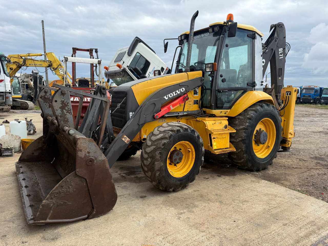 VOLVO BL71 Backhoe Loader - 反铲装载机:图3 VOLVO BL71 Backhoe Loader - 反铲装载机:图3