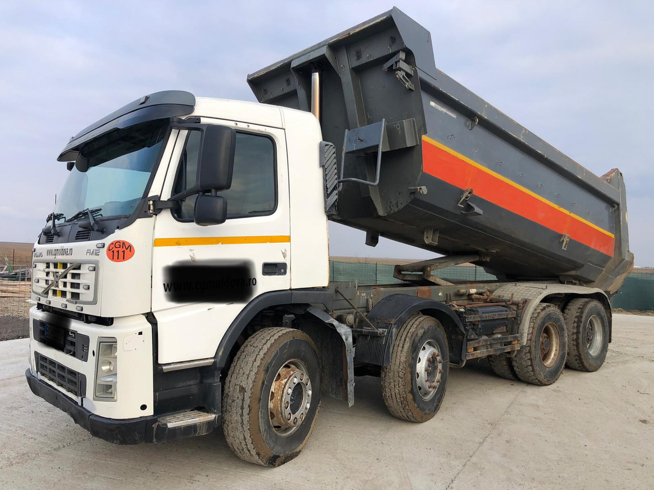 VOLVO FM 420 Tipper - 翻斗车:图1 VOLVO FM 420 Tipper - 翻斗车:图1