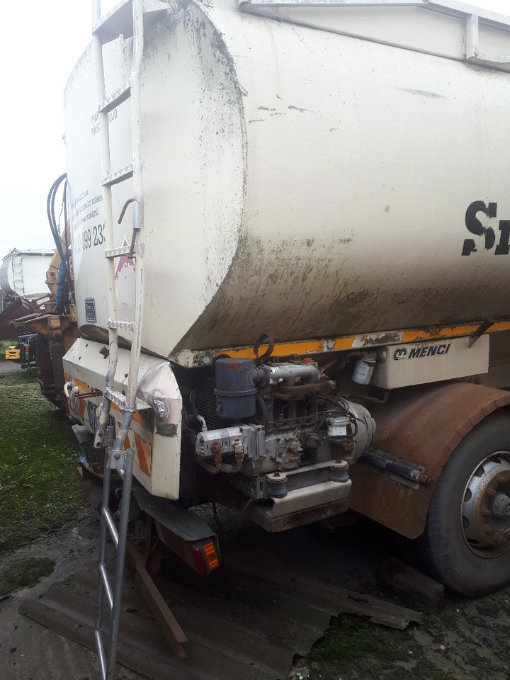 VOLVO FM12 Animal Feed Tank Truck - 罐车:图5 VOLVO FM12 Animal Feed Tank Truck - 罐车:图5