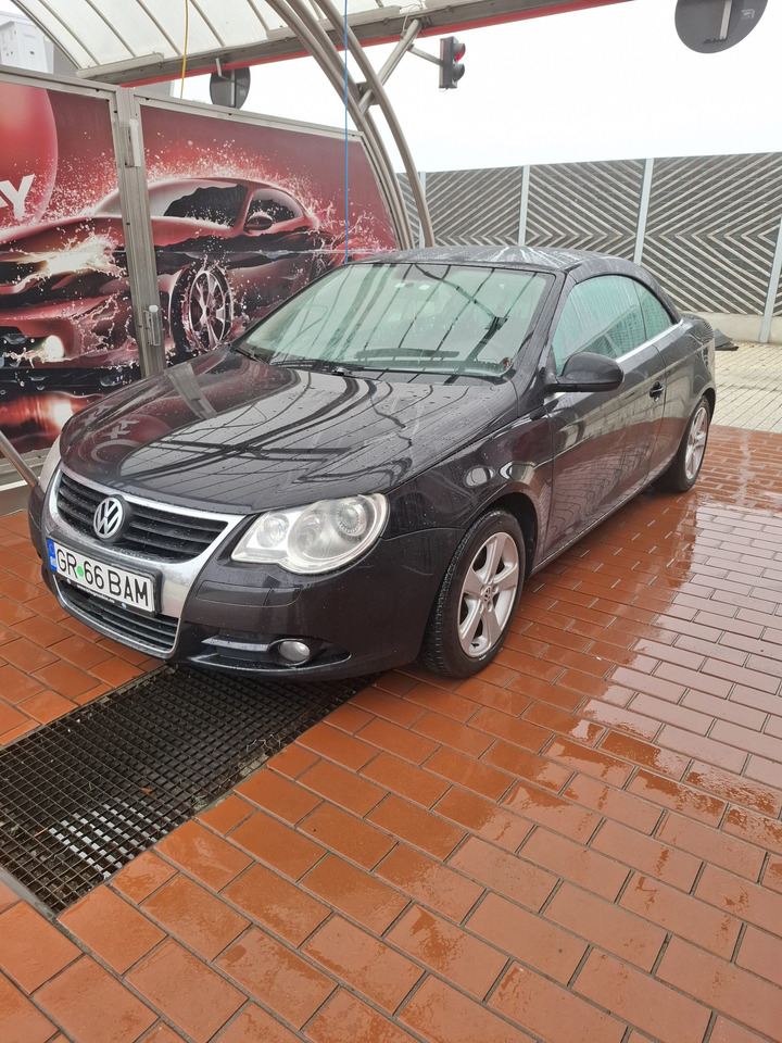 Volkswagen Eos Cabrio - 敞篷车:图1 Volkswagen Eos Cabrio - 敞篷车:图1