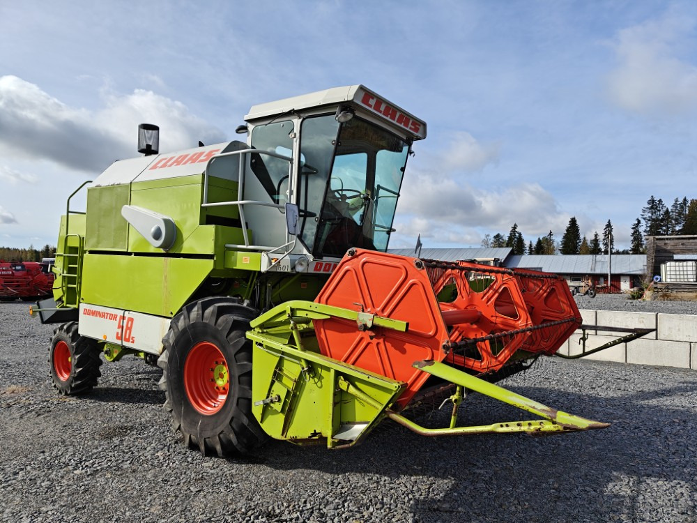 Claas Dominator 58S, 6-sylinterinen Hydraulinen torvi, ruumenlevitin, katso video! - 联合收割机:图4 Claas Dominator 58S, 6-sylinterinen Hydraulinen torvi, ruumenlevitin, katso video! - 联合收割机:图4