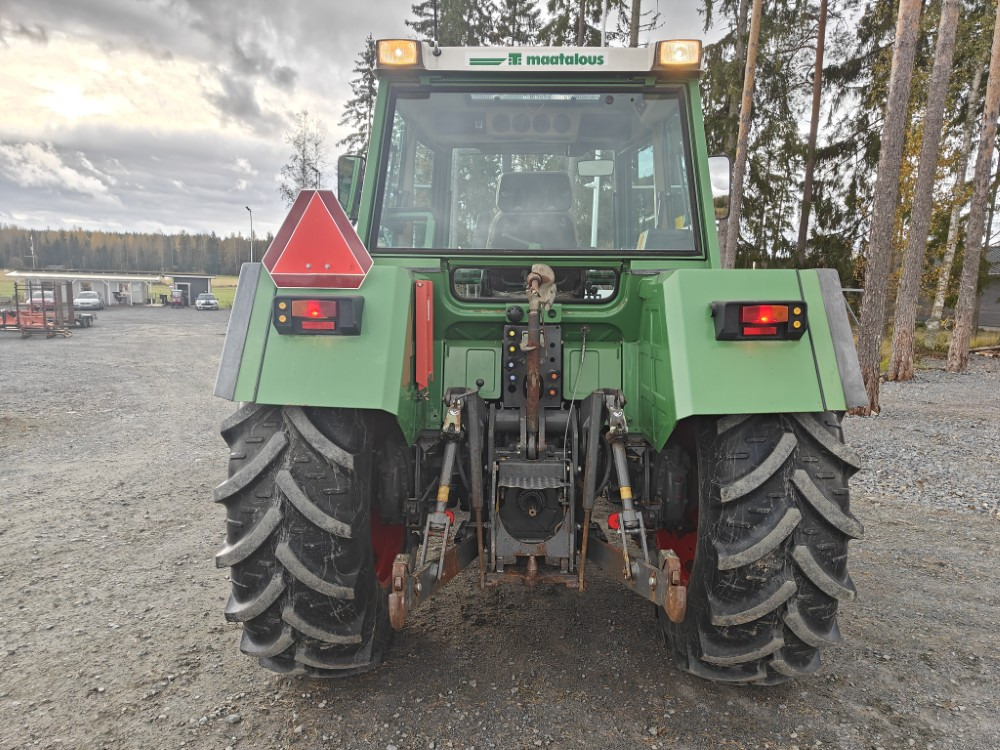 FENDT Farmer 312LSA Turbomatik - 拖拉机:图3 FENDT Farmer 312LSA Turbomatik - 拖拉机:图3