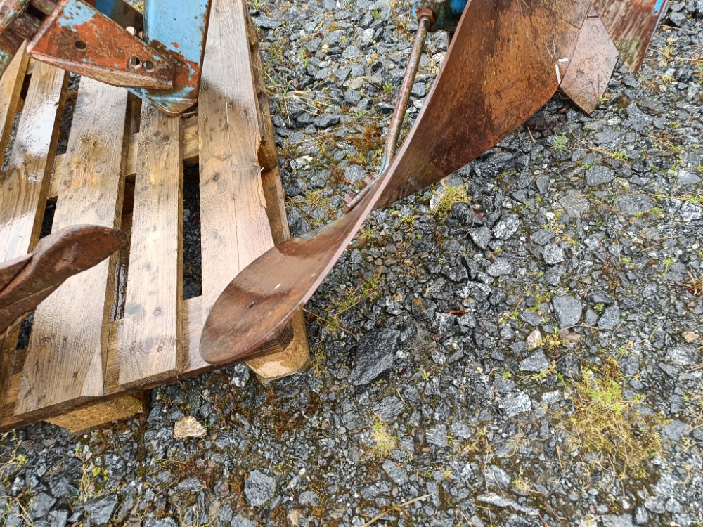 Fiskars KHN lisäsiipi täydellinen - 犁:图3 Fiskars KHN lisäsiipi täydellinen - 犁:图3