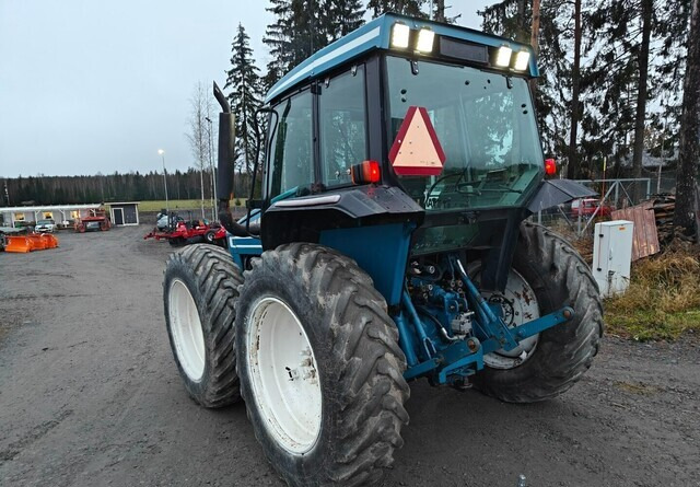 Ford County 1124 - kutoskoneella - KATSO VIDEO - 拖拉机:图5 Ford County 1124 - kutoskoneella - KATSO VIDEO - 拖拉机:图5