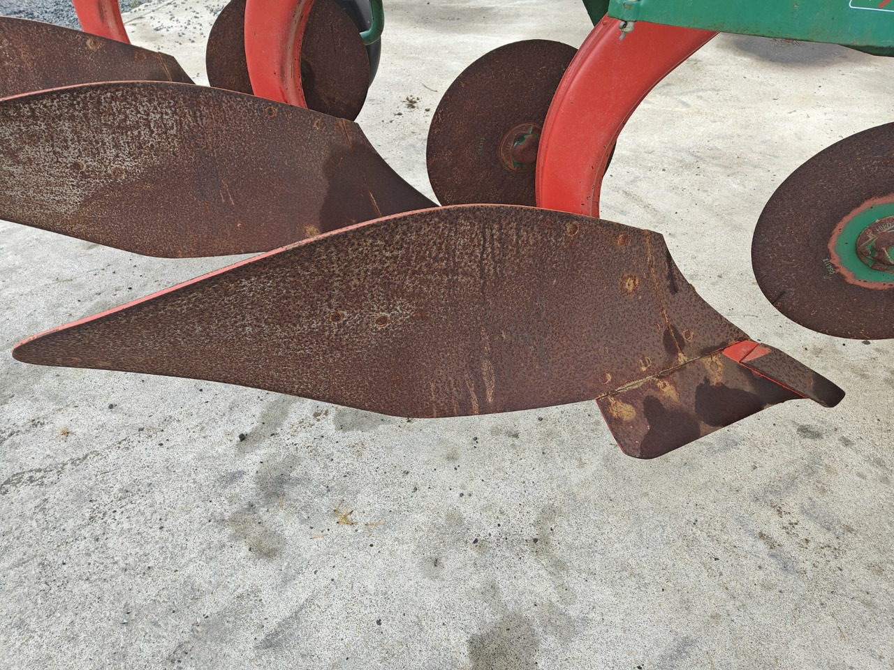 KVERNELAND E 160-8 - 3-siipinen paluuaura 租赁 KVERNELAND E 160-8 - 3-siipinen paluuaura：图6